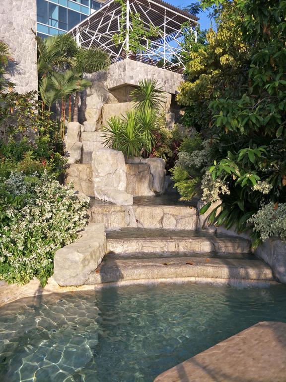 The Palm Wongamat Beach Pattaya Exterior photo
