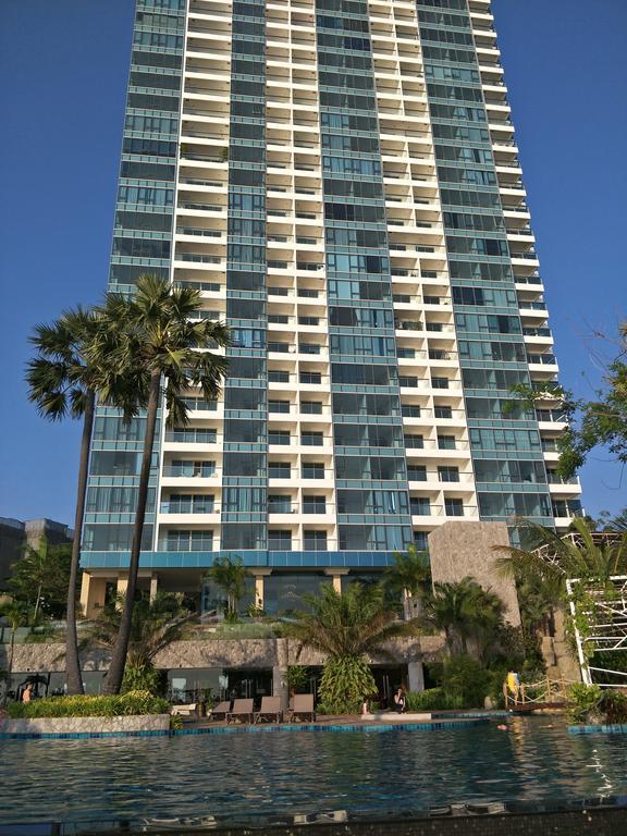 The Palm Wongamat Beach Pattaya Exterior photo